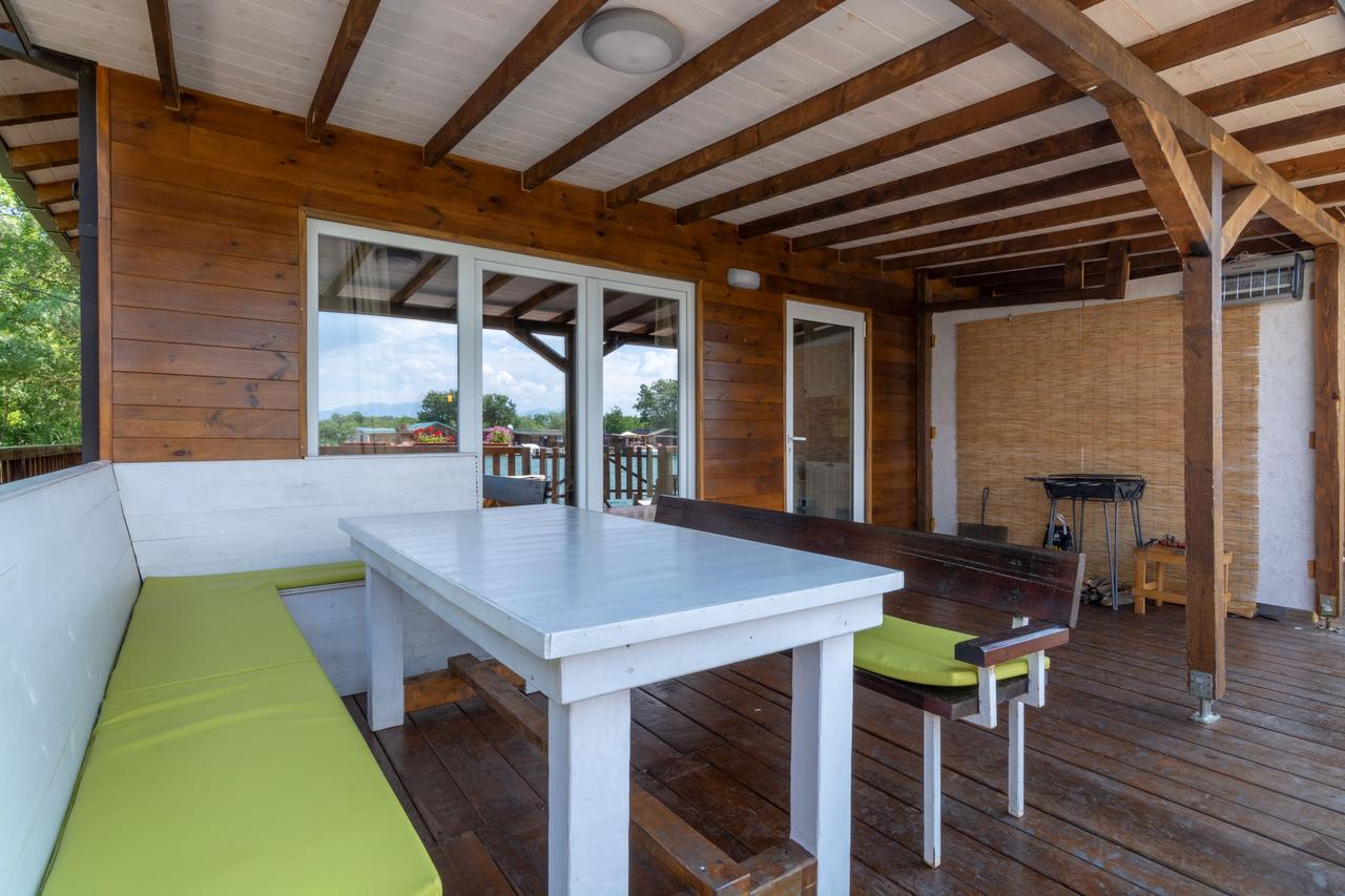 Hakuna Matata Apartments Ούλτσιν Εξωτερικό φωτογραφία
